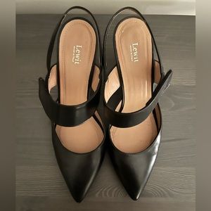 Lewit Viola Leather Pump in Black, size 39